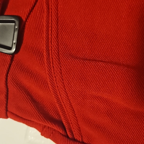 $5 add to bundle SAAC MIZRAHI red pull on skinny leg pants size XS - Picture 2 of 7